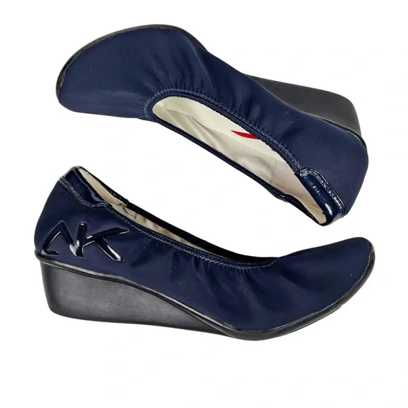 Anne Klein Sport Navy Travel Wedge Pumps Size 8 - Picture 3 of 6